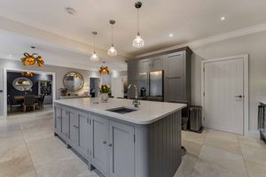 Photo 6- click for photo gallery